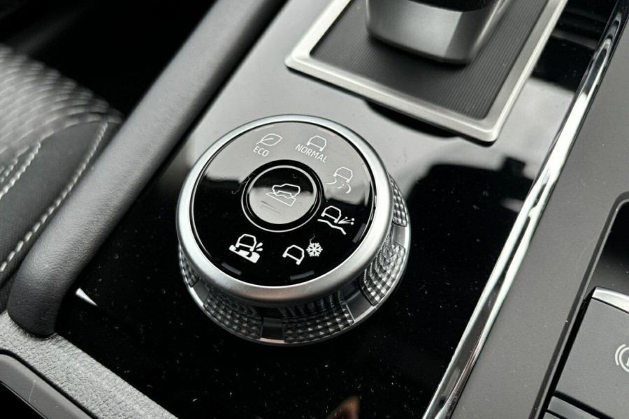 2024 Mitsubishi Outlander ZM ES SUV Image 28