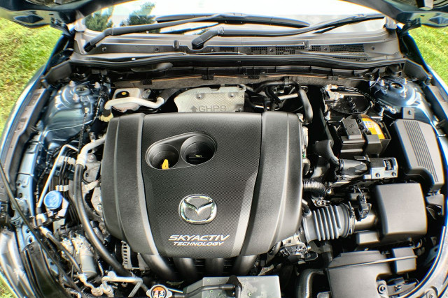 2016 Mazda 6 GJ1032 Touring Sedan