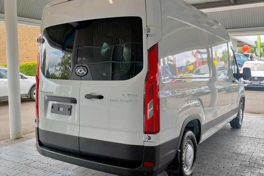 2025 MY24 LDV Deliver 9  LWB Van Image 9