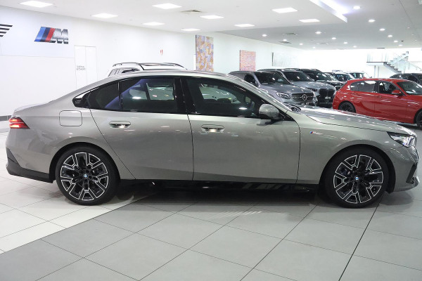 2023 BMW 5 Series G60 520i M Sport Sedan