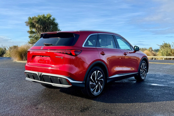 2026 MG MGS6 EV IS3E Essence SUV Image 2