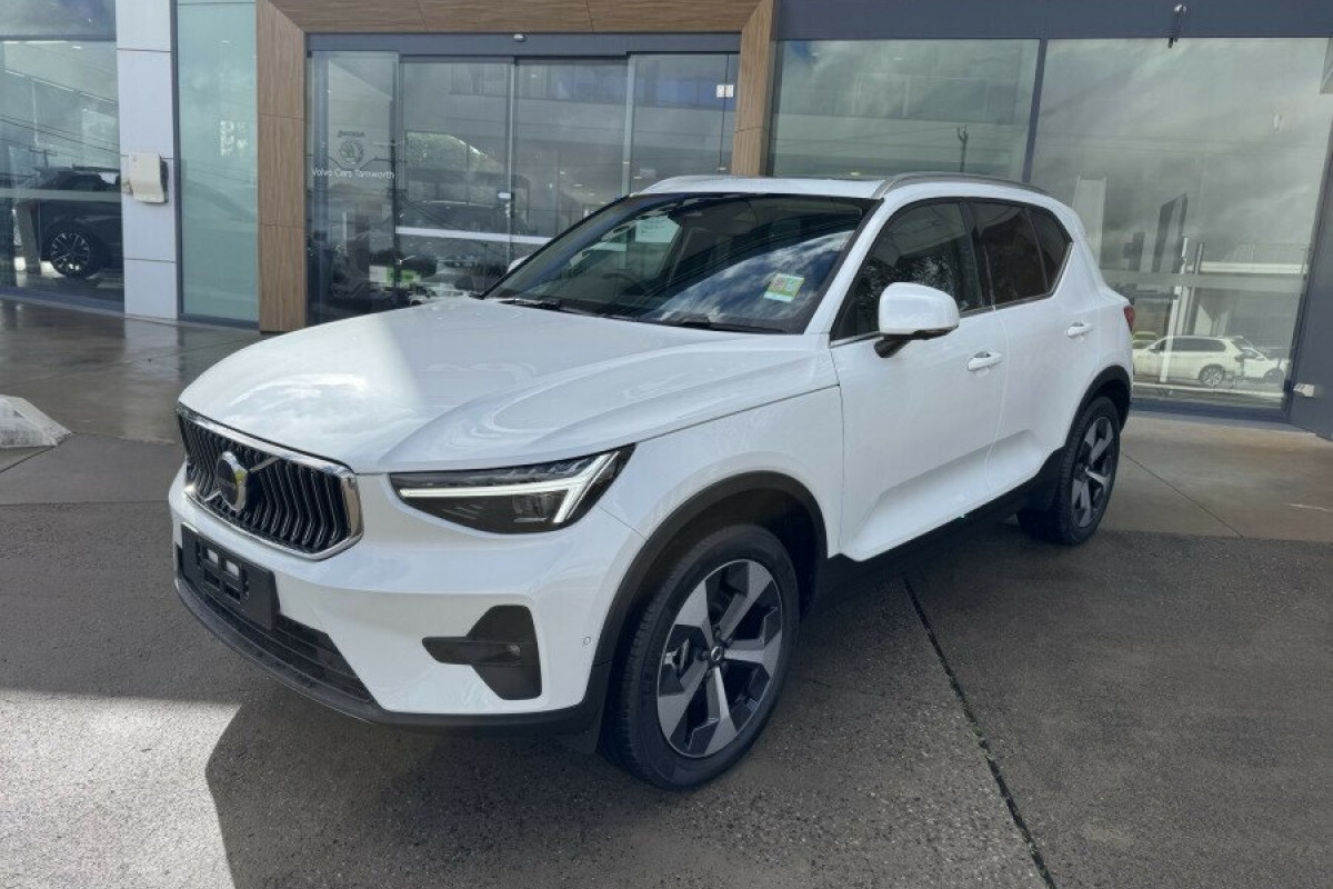 2025 MY26 Volvo XC40 XZ Ultra B4 Bright SUV