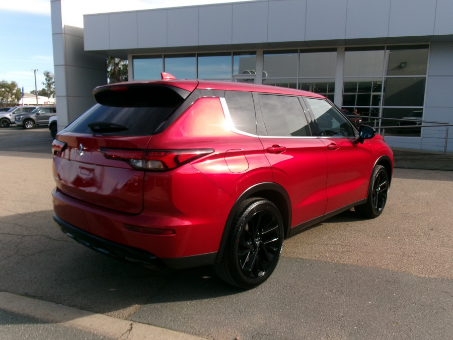 2023 MY24 Mitsubishi Outlander ZM Black Edition SUV Image 17