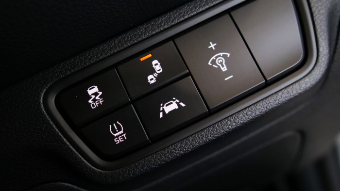 2020 MY1  Kia Cerato BD S with Safety Pack Hatchback Image 18