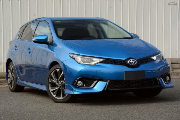 2017 Toyota Corolla ZRE182R ZR Hatch Image 1
