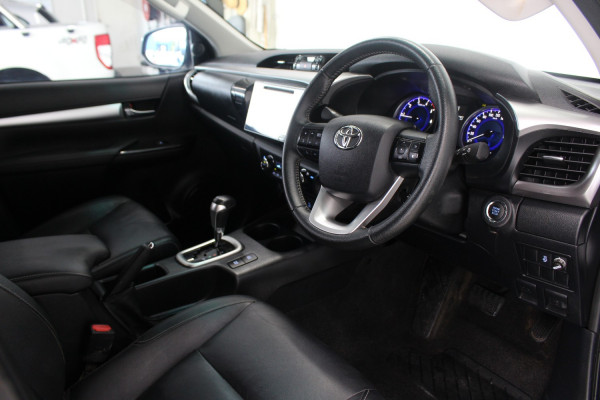 2016 Toyota HiLux GUN126R SR5 Utility