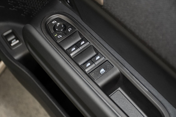 2026 MINI Countryman U25 S Favoured SUV image 19
