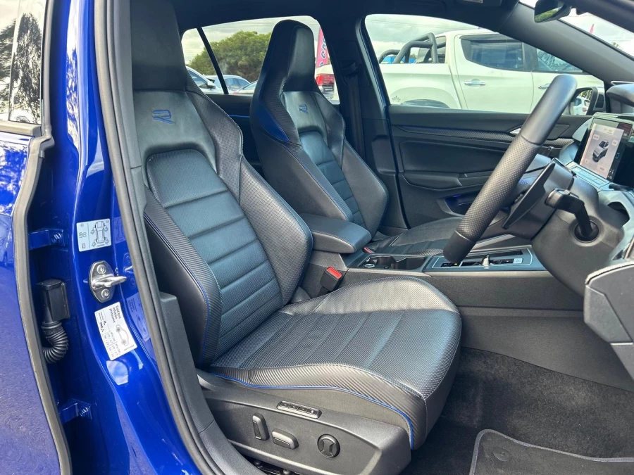 2022 MY22.5 Volkswagen Golf 8 R Hatch Image 24
