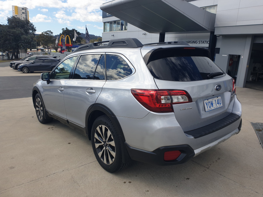 2015 Subaru Outback 6GEN 2.5i SUV Image 9