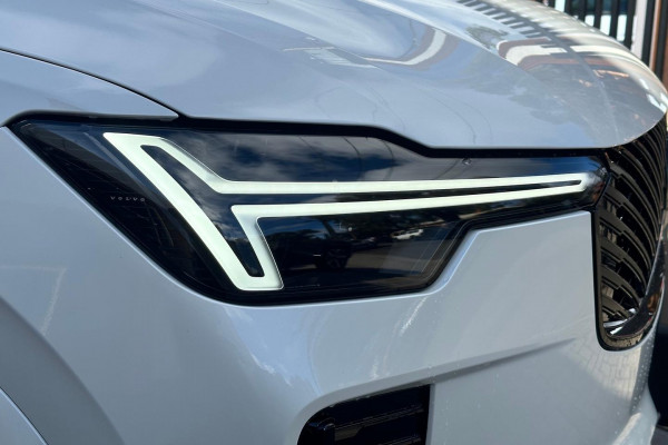 2026 Volvo XC90 L Series Ultra B5 Dark SUV Image 8