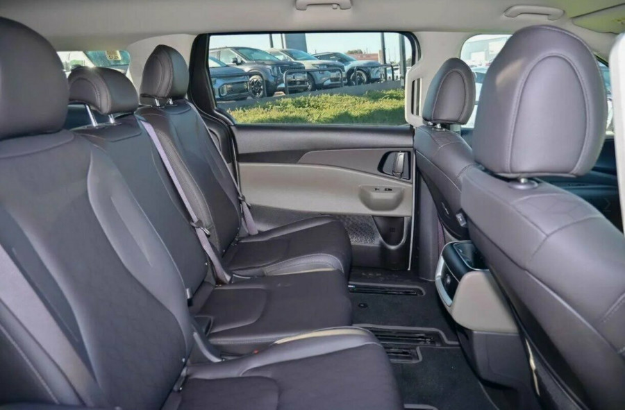 2026 MY27 Kia Carnival KA4 PE Sport+ HEV People Mover Image 9