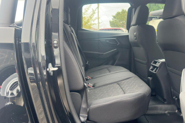 2026 MY25.5 Isuzu D-MAX RG X-RIDER Ute Image 19