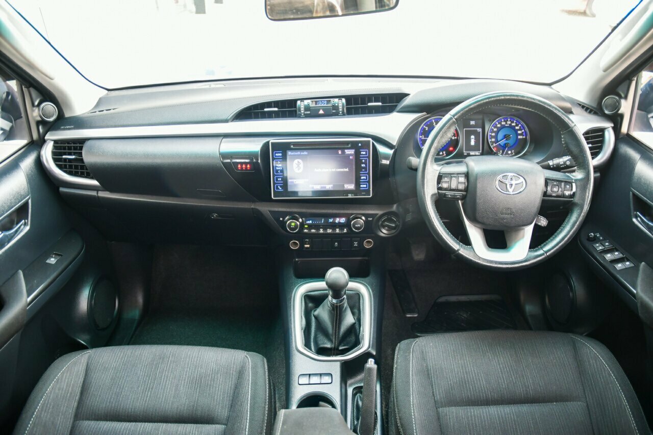 2017 Toyota Hilux GUN126R SR5 Double Cab Ute Image 21