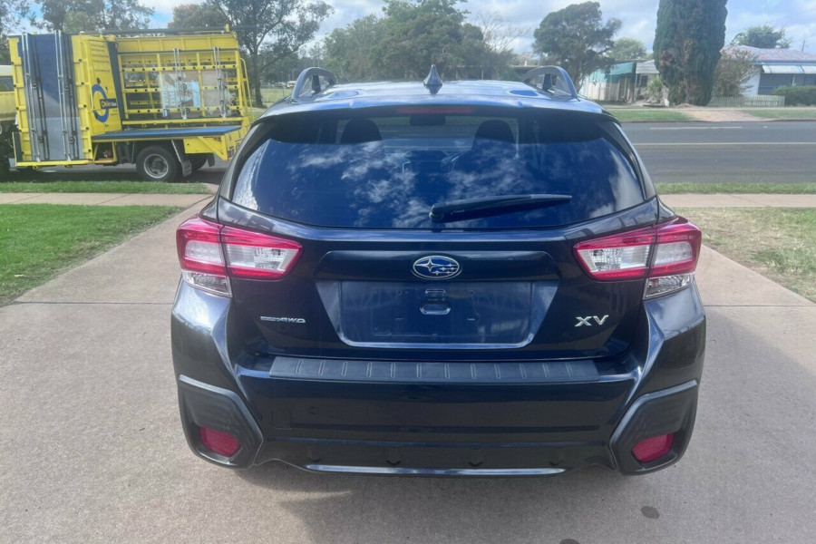 2017 Subaru XV G4-X 2.0i SUV Image 6