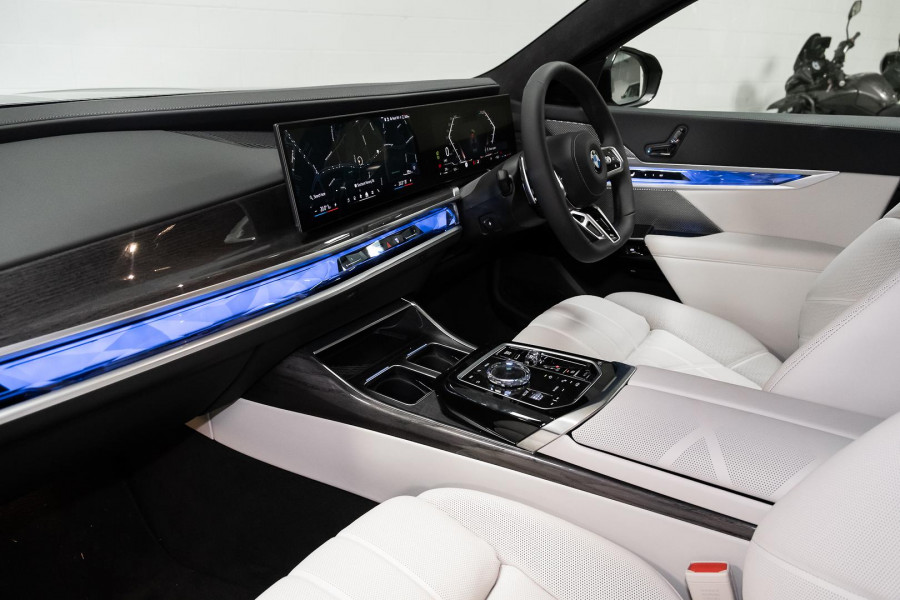 2026 BMW 7 Series G70 740i M Sport Sedan