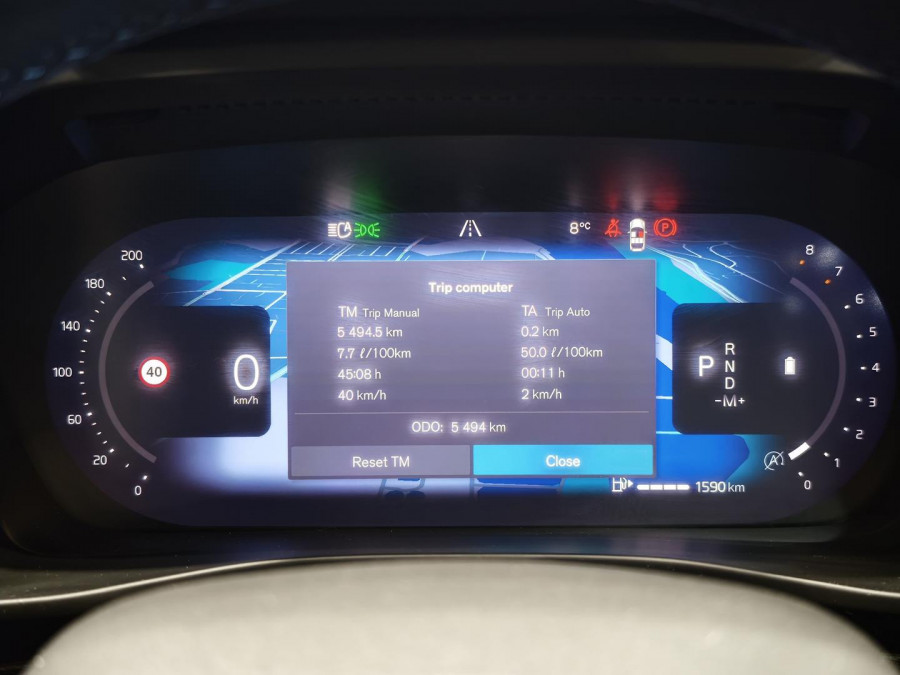 2025 Volvo XC40 XZ Plus B4 SUV Image 12