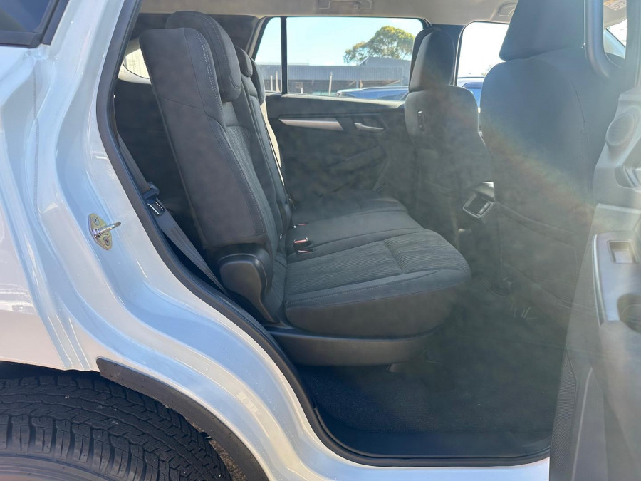 2026 MY25.5 Isuzu MU-X RJ LS-M SUV Image 20