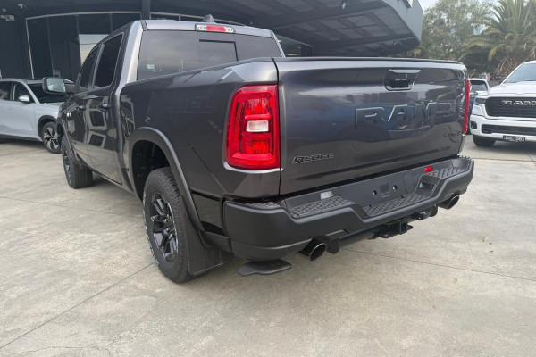 2026 Ram 1500 DT Rebel Hurricane SO Ute Image 4