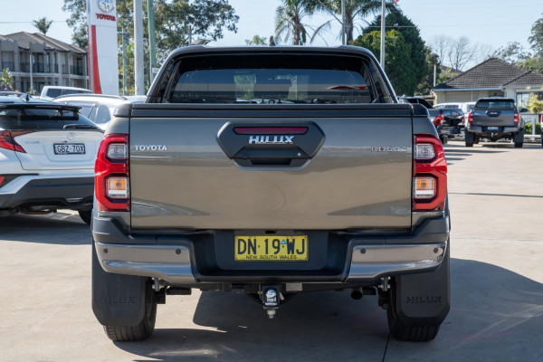 2025 Toyota HiLux GUN126R Rogue 48V Ute Image 5