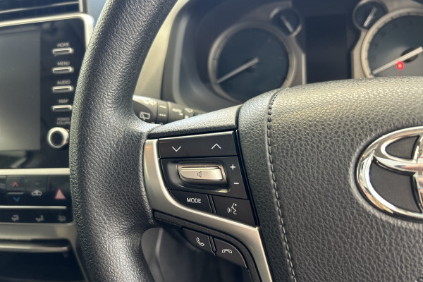 2021 Toyota LandCruiser Prado GDJ150R GX SUV Image 11