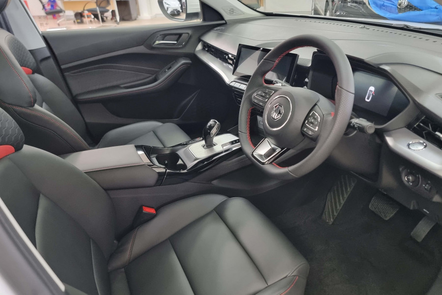 2024 MG MG5 AP32 Essence Sedan Image 8