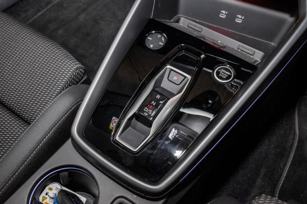 2025 Audi A3 GY TFSI 110kW S line Hatch image 17
