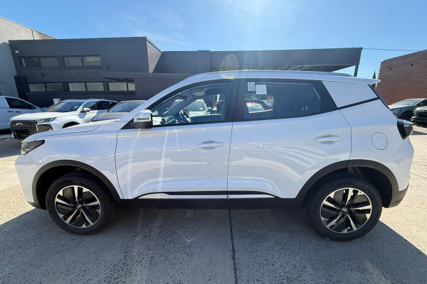 2026 Chery Tiggo 4  Hybrid Ultimate SUV Image 4