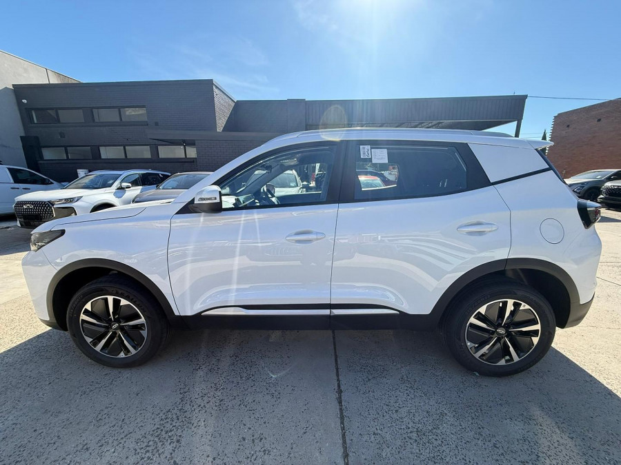 2026 Chery Tiggo 4  Hybrid Ultimate SUV Image 4
