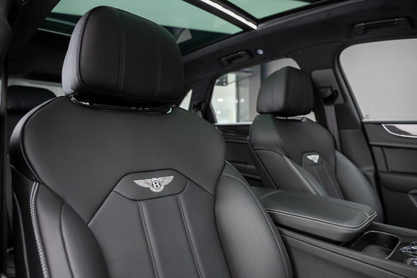 2026 Bentley Bentayga 4V V8 SUV