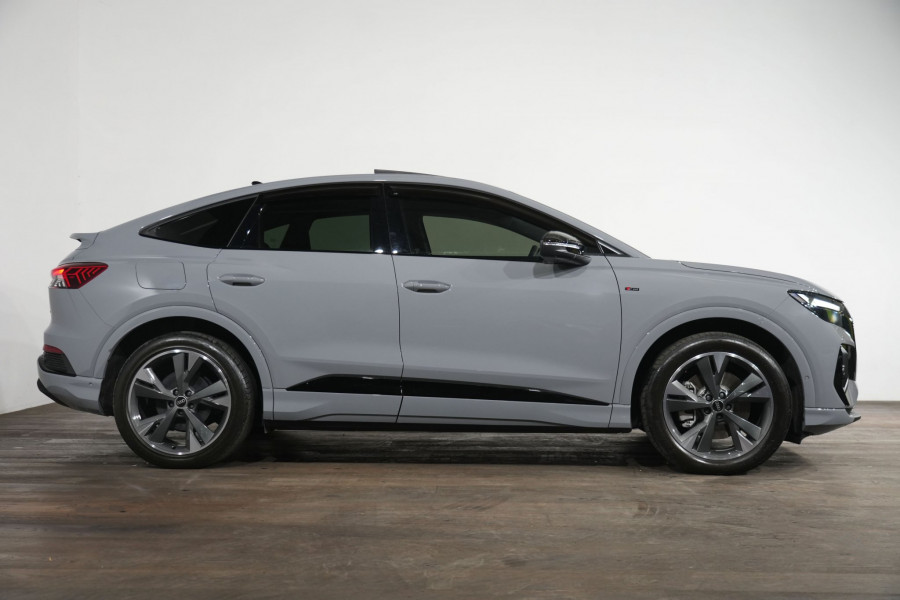 2025 Audi Q4 e-tron F4 45 SUV Image 4