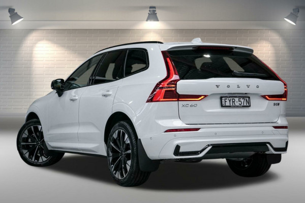 2026 Volvo XC60 UZ Ultra B5 Dark SUV Image 3