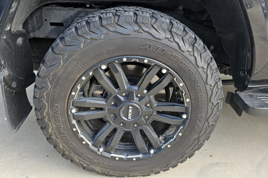 2022 Toyota LandCruiser FJA300R Sahara SUV Image 33