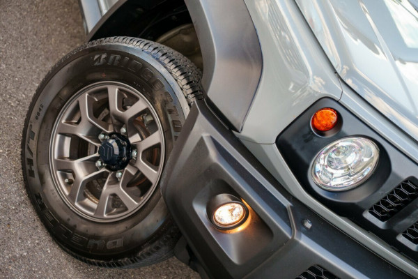 2021 Suzuki Jimny JB74 GLX Coupe Image 5