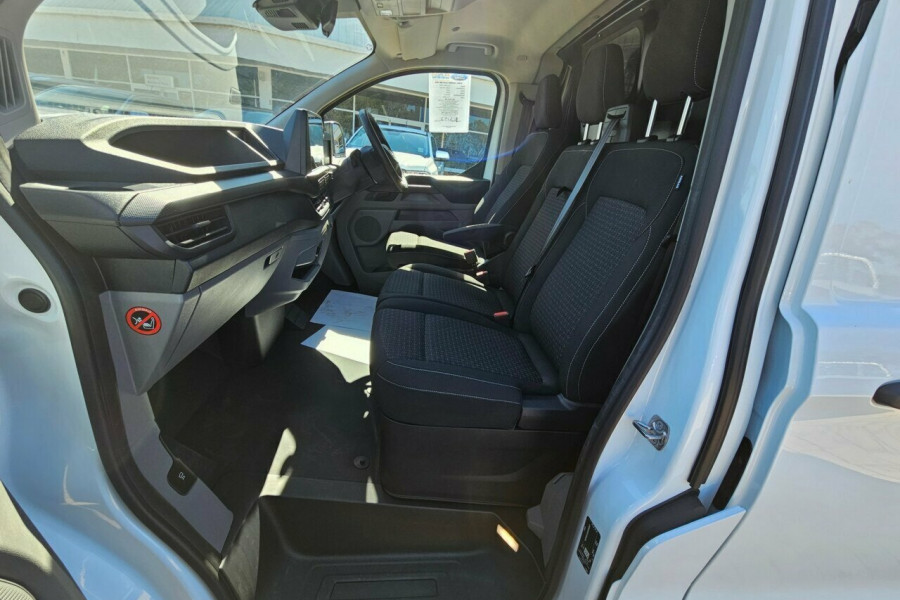 2023 MY23.75 Ford Transit Custom AV Trend SWB Van Image 14