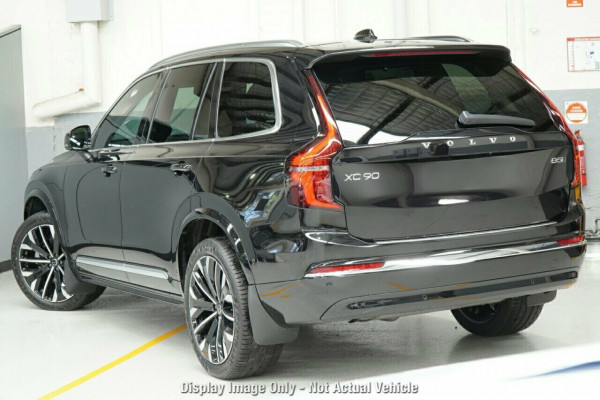 2026 Volvo XC90 L Series Ultra B5 Dark SUV Image 5