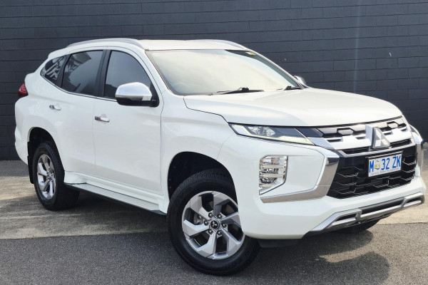 2024 Mitsubishi Pajero Sport QG GLX SUV Image 1
