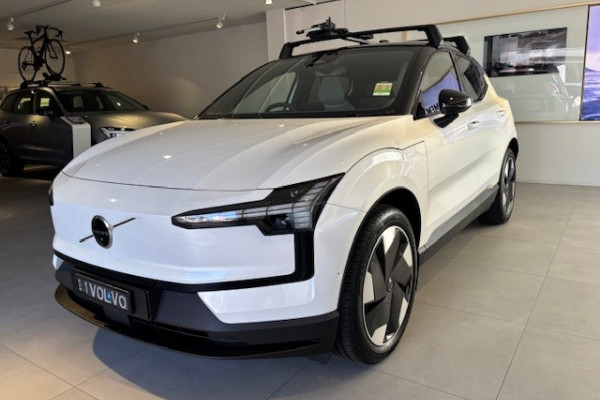 2024 MY25 Volvo EX30  Single Motor Extended Range Ultra SUV Image 1