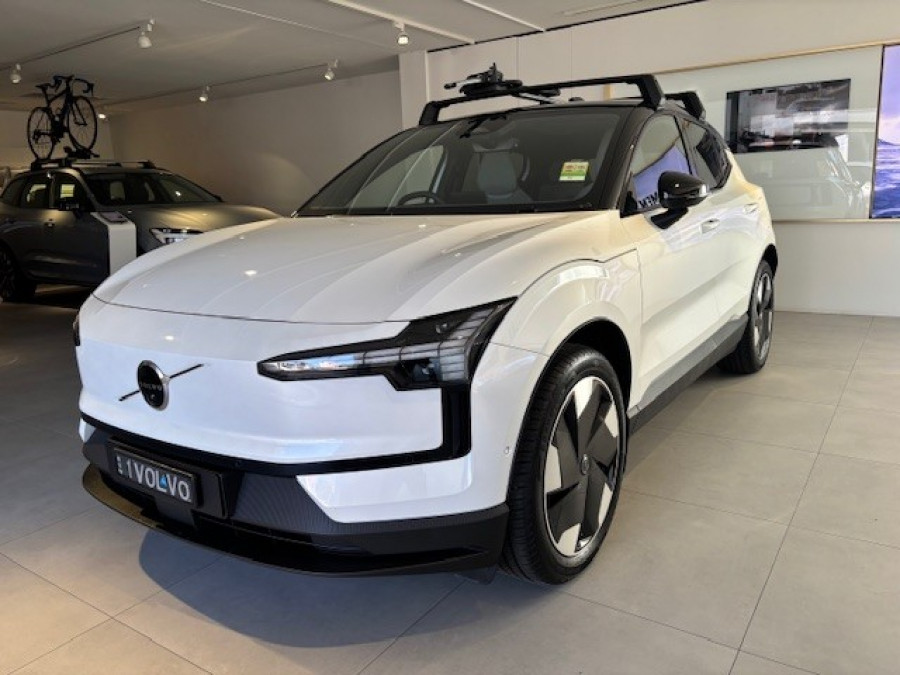 2024 MY25 Volvo EX30  Single Motor Extended Range Ultra SUV Image 1
