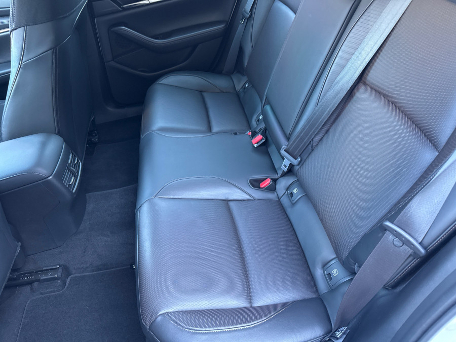 2019 Mazda 3 BP Series G25 GT Sedan Image 11