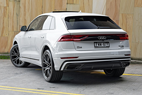 2022 Audi Q8 F1 50 TDI S Line SUV image 2