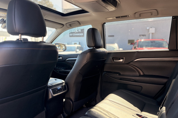 2018 Toyota Kluger GSU50R Grande SUV Image 15