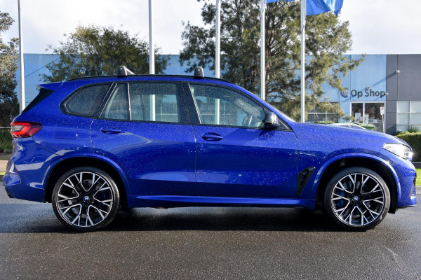 2021 BMW X5 M F95 Competition SUV image 3