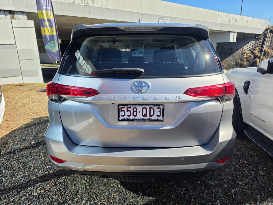 2024 Toyota Fortuner GUN156R GX SUV Image 8