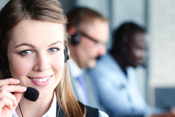 RECEPTIONIST 