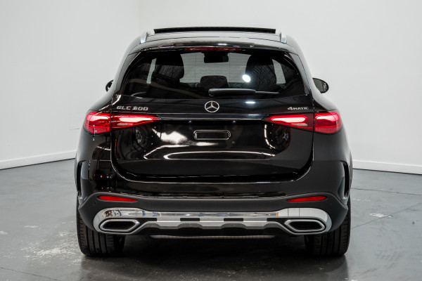 2025 Mercedes-Benz GLC-Class GLC300 SUV image 10