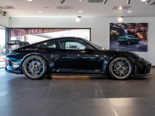 2025 Porsche 911 992 GT3 Coupe image 3