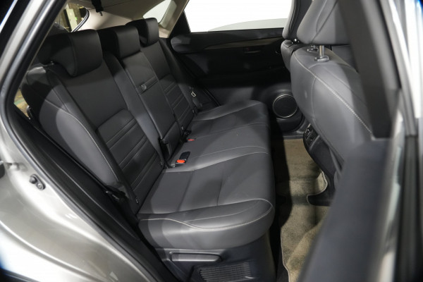 2020 Lexus Nx300 Luxury (Awd) SUV Image 24