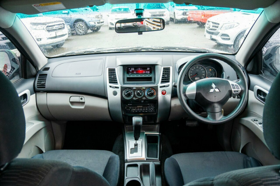 2012 Mitsubishi Challenger PB Wagon Image 14