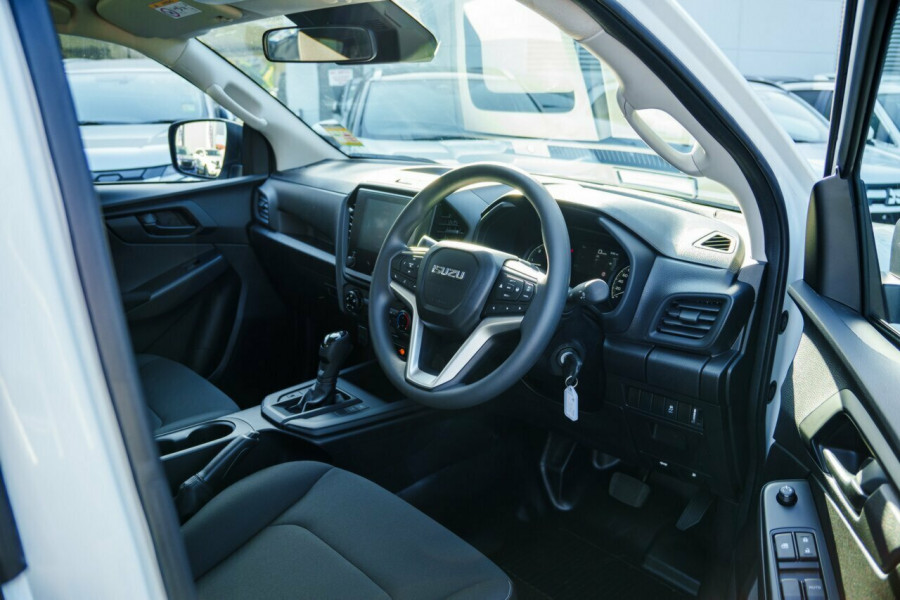 2025 MY25.5 Isuzu D-MAX RG SX Ute Image 15
