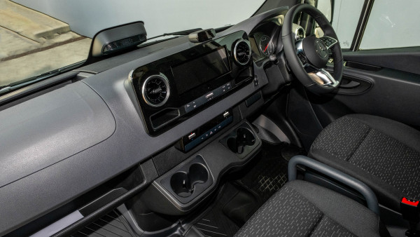 2025 Mercedes-Benz Sprinter VS30 311CDI MWB Van image 10